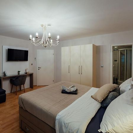Guesthouse Villa Diana 马卡尔斯卡 外观 照片